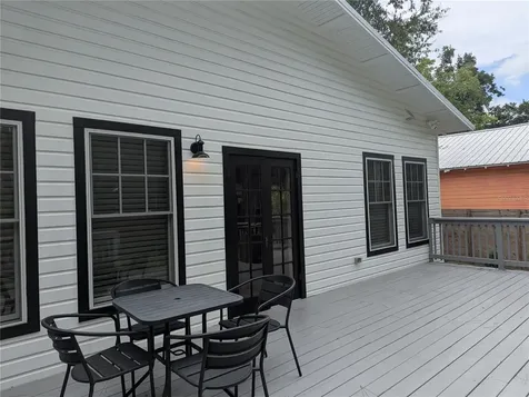 720 NW 3rd Street Gainesville FL 32601