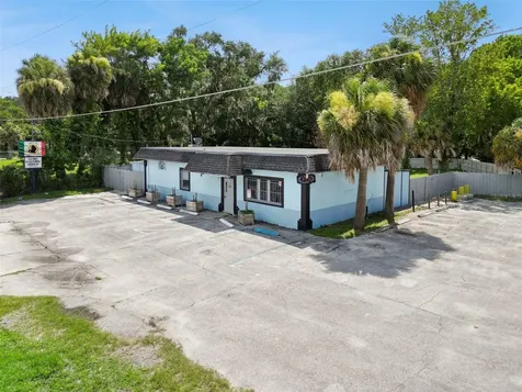 3640 Sanford Avenue Sanford FL 32773
