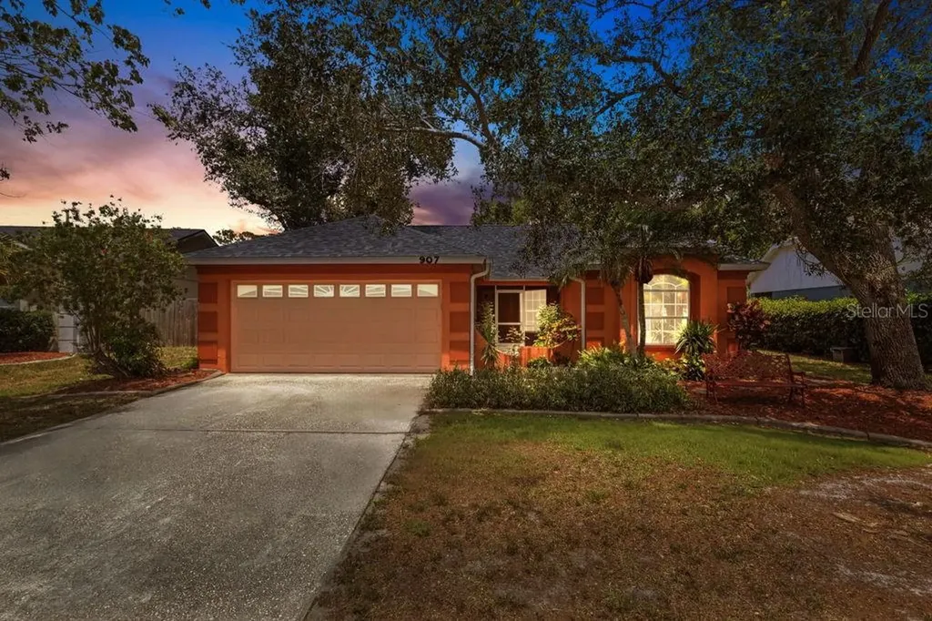 907 50th Street E Bradenton FL 34208