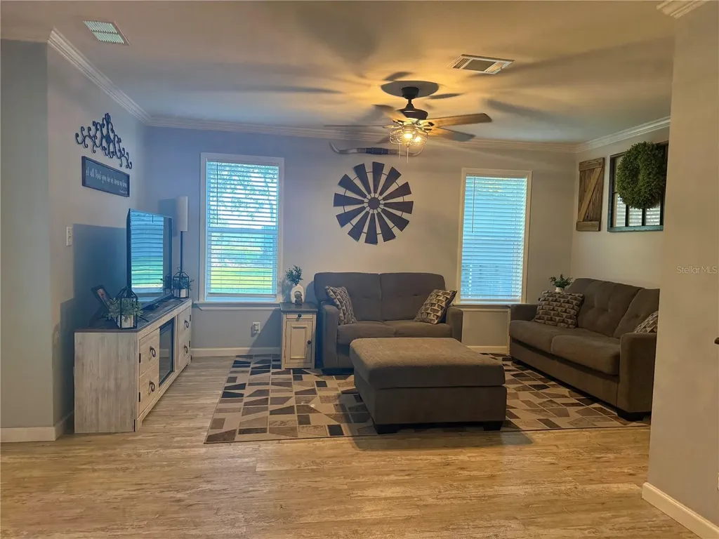 4920 W Knights Griffin Road Plant City FL 33565