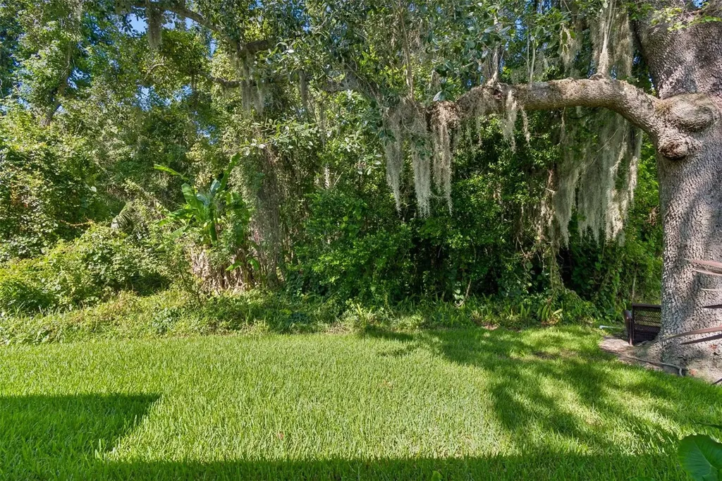 5100 Burchette Road Tampa FL 33647