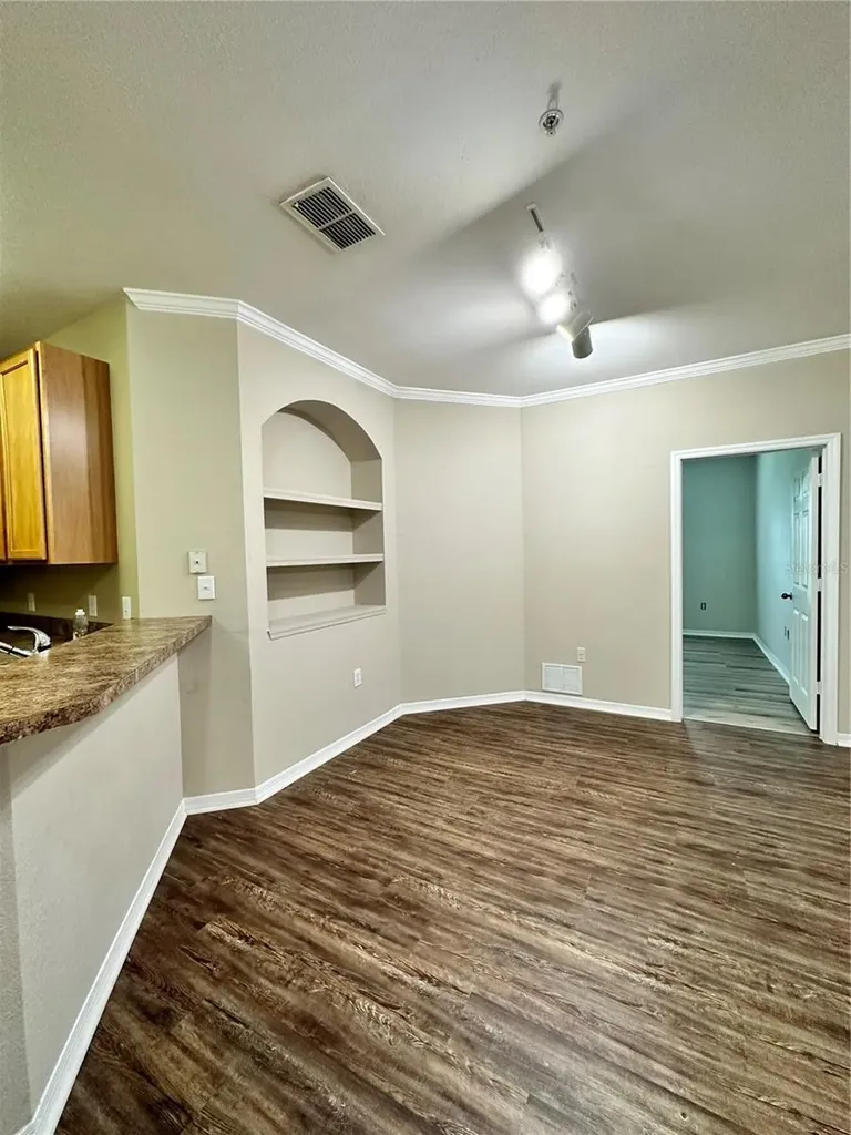 10023 Courtney Palms Boulevard Tampa FL 33619