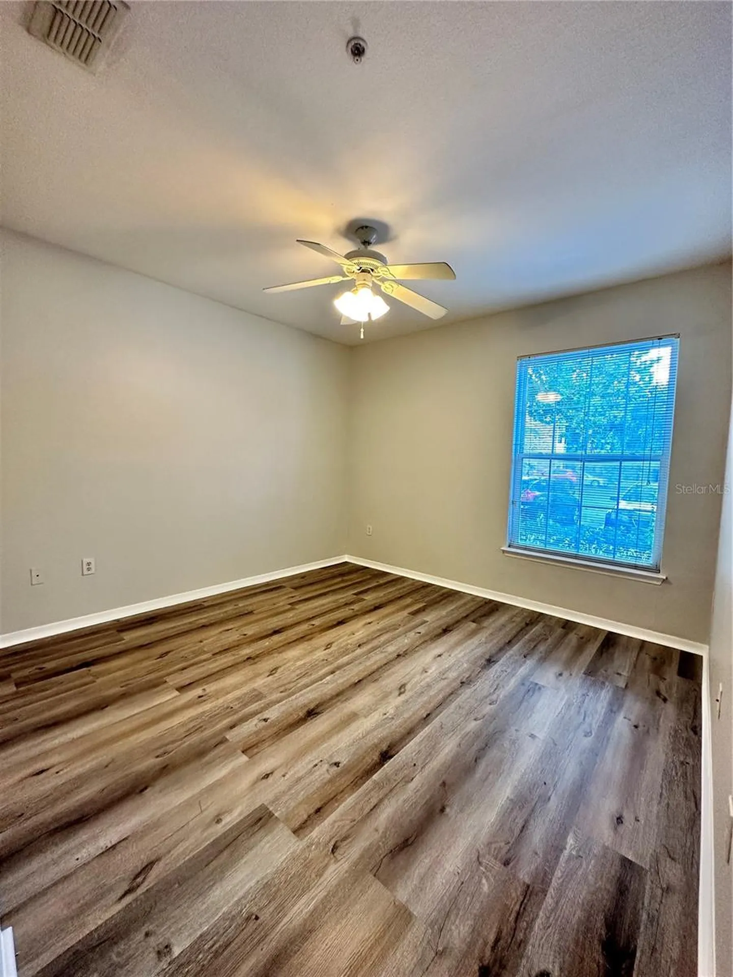 10023 Courtney Palms Boulevard Tampa FL 33619