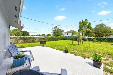 2910 Flynn Street Deltona FL 32738