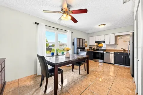 2910 Flynn Street Deltona FL 32738