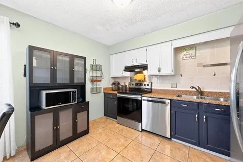 2910 Flynn Street Deltona FL 32738