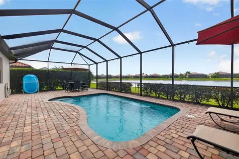 6749 Wild Lake Terrace Bradenton FL 34212