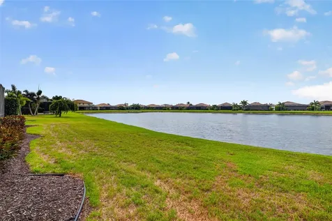 6749 Wild Lake Terrace Bradenton FL 34212