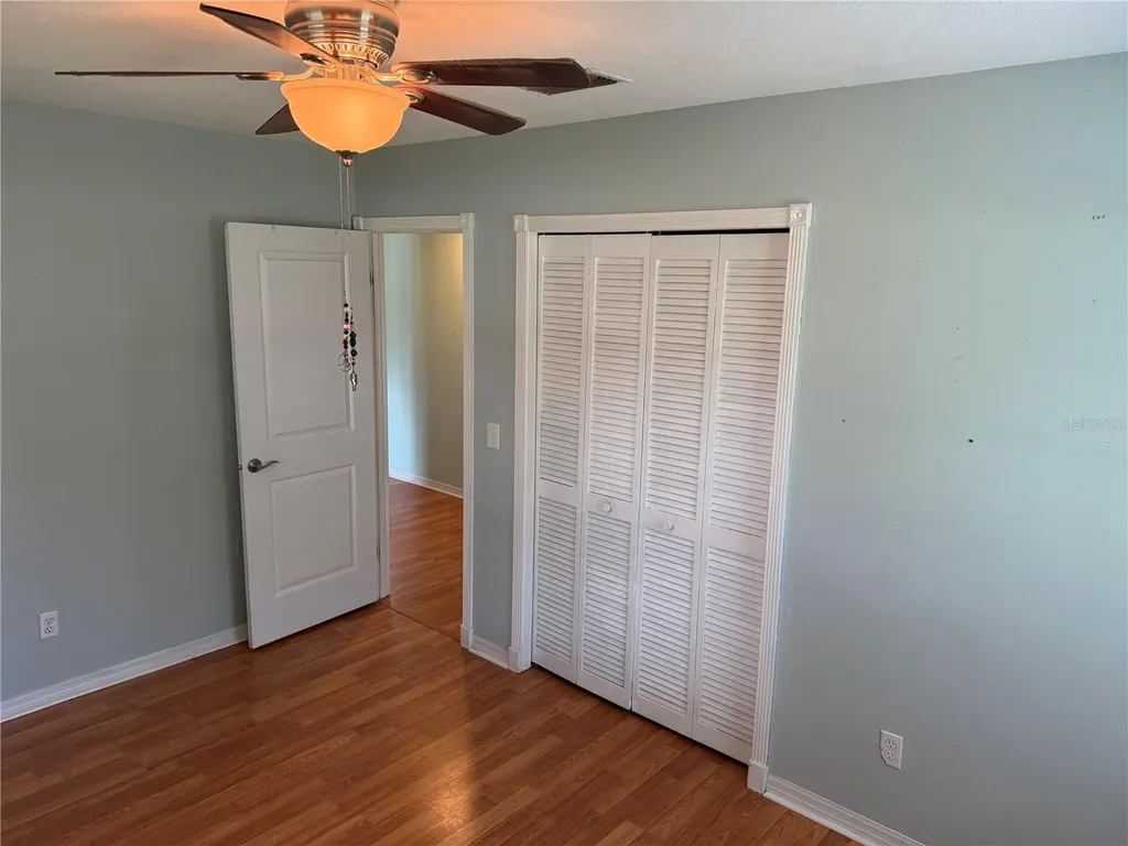 1244 County Road 437 Lake Panasoffkee FL 33538