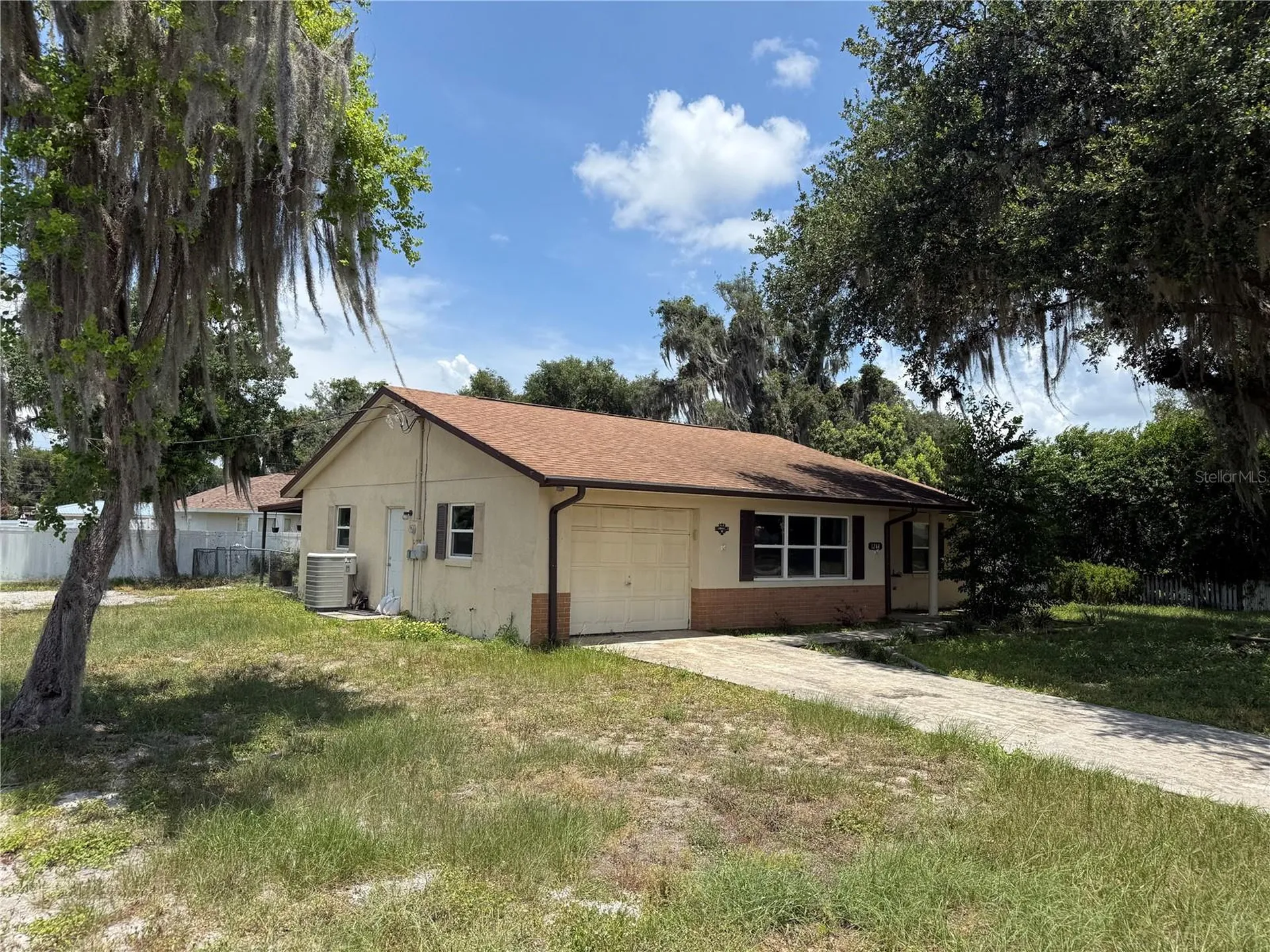 1244 County Road 437 Lake Panasoffkee FL 33538