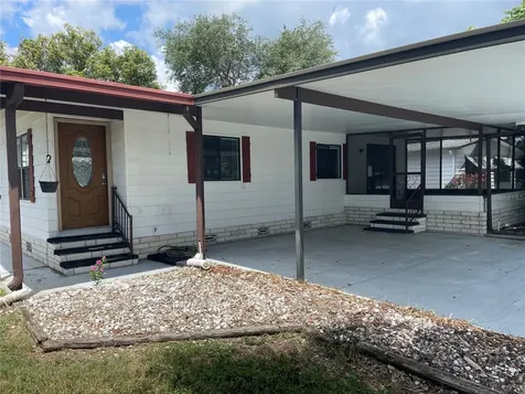 2102 Canopy Circle Zellwood FL 32798
