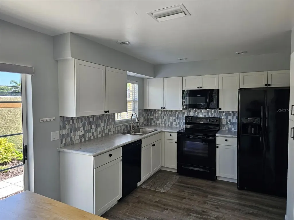 3625 57th Avenue Drive W Bradenton FL 34210