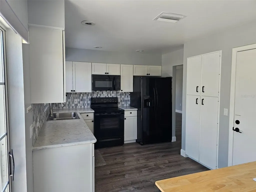3625 57th Avenue Drive W Bradenton FL 34210