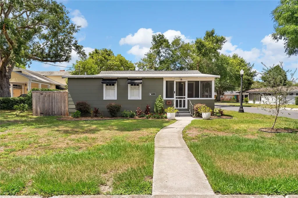 1048 Lexington Street Lakeland FL 33801