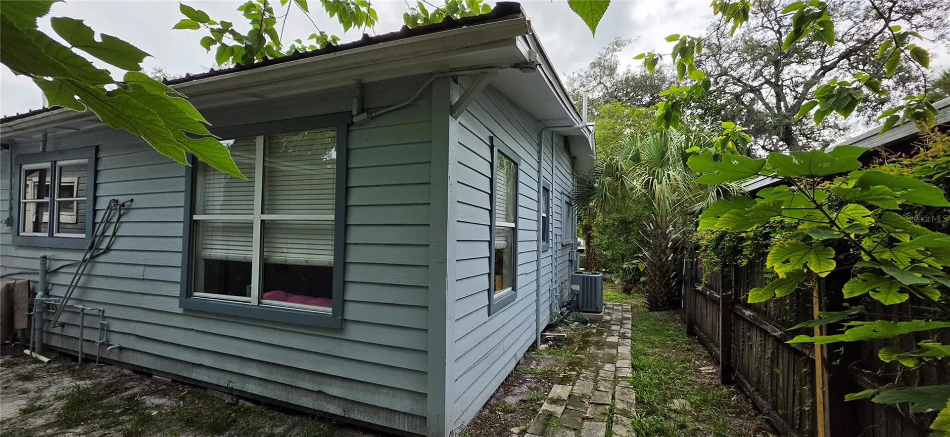 8211 N 10th Street Tampa FL 33604