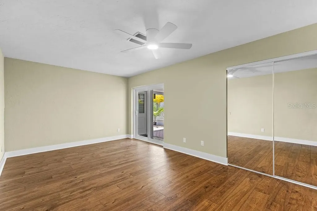 215 Boca Ciega Point Boulevard N St Petersburg FL 33708