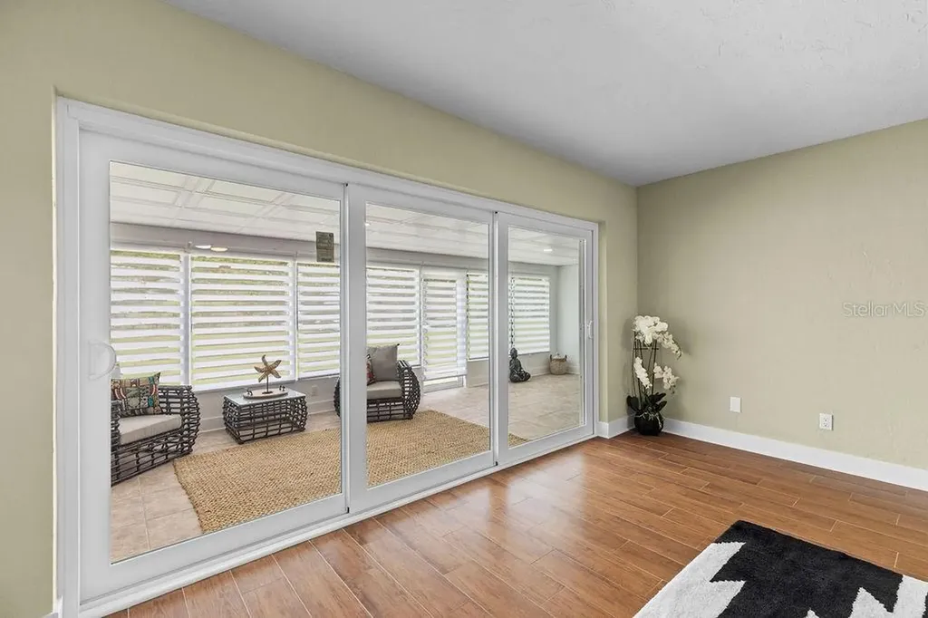215 Boca Ciega Point Boulevard N St Petersburg FL 33708