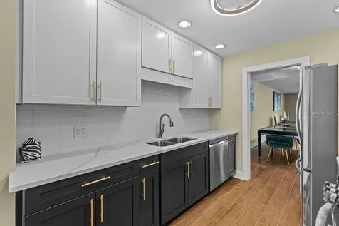 215 Boca Ciega Point Boulevard N St Petersburg FL 33708
