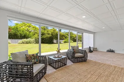 215 Boca Ciega Point Boulevard N St Petersburg FL 33708