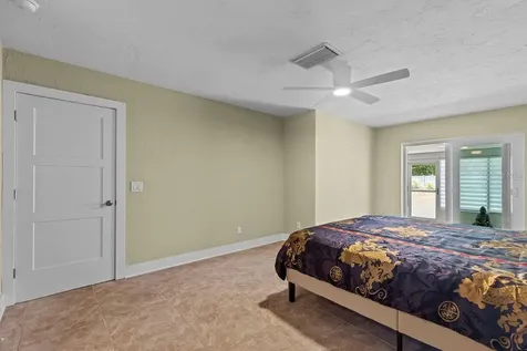 215 Boca Ciega Point Boulevard N St Petersburg FL 33708