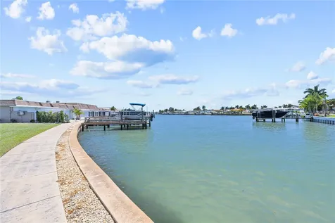 215 Boca Ciega Point Boulevard N St Petersburg FL 33708