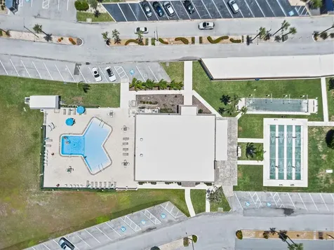 215 Boca Ciega Point Boulevard N St Petersburg FL 33708