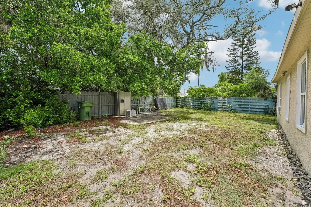 8514 N Branch Avenue Tampa FL 33604