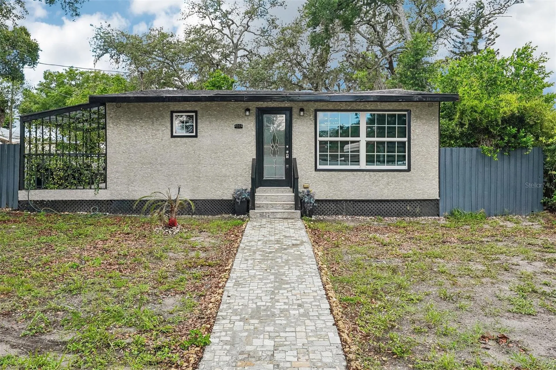 8514 N Branch Avenue Tampa FL 33604