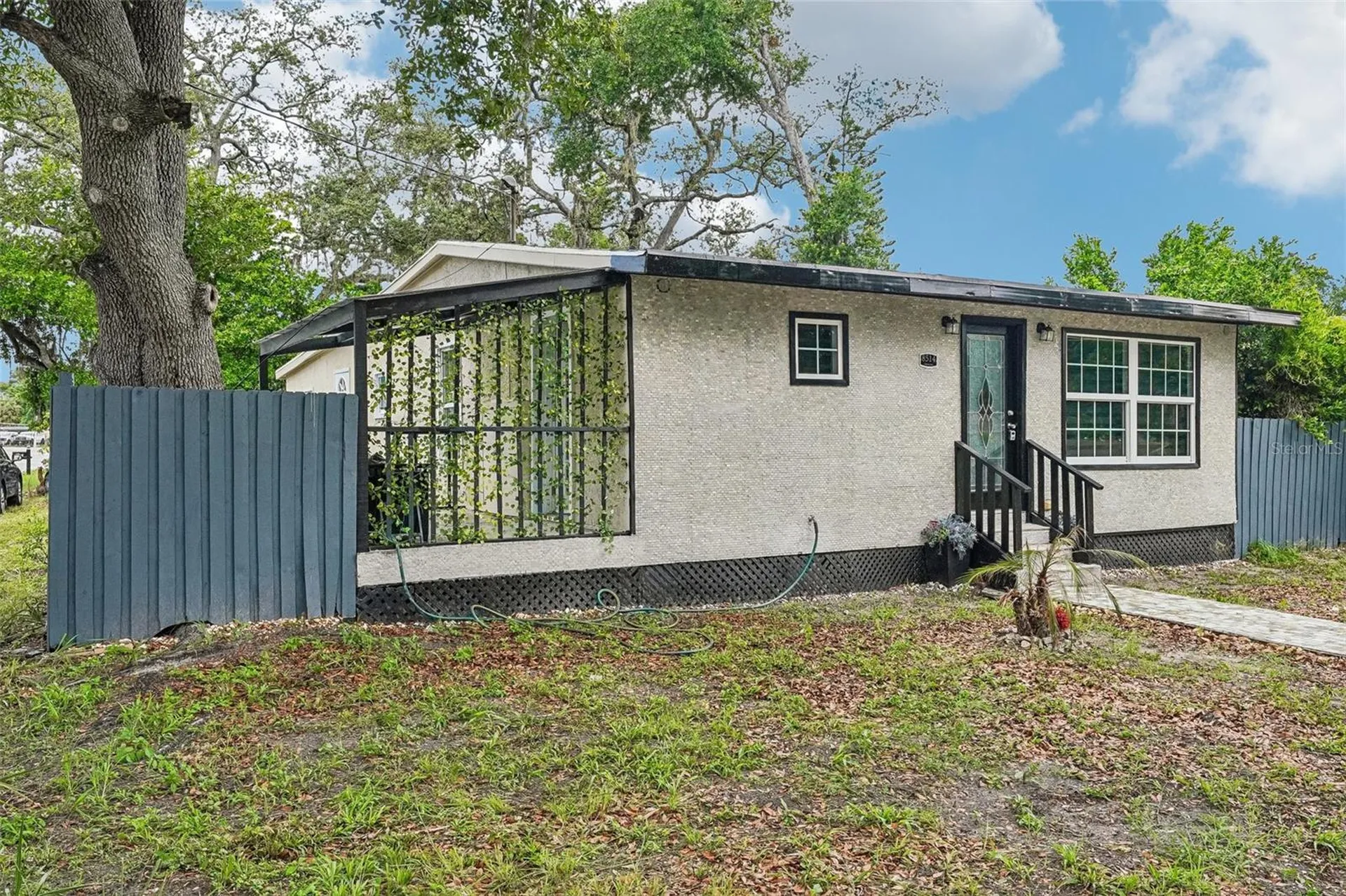 8514 N Branch Avenue Tampa FL 33604