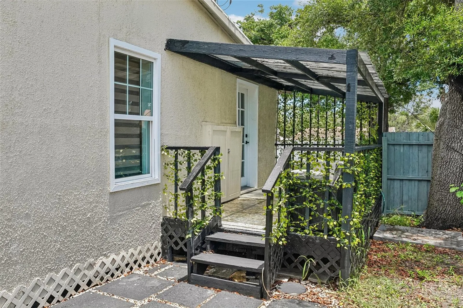 8514 N Branch Avenue Tampa FL 33604