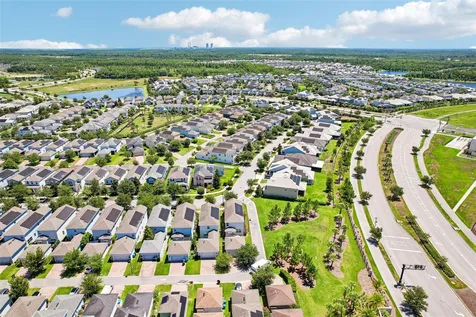 11886 Fiction Avenue Orlando FL 32832