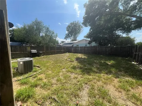 1120 S Mary Street Eustis FL 32726