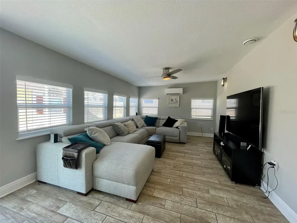 4429 S Lanier Drive Tampa FL 33616
