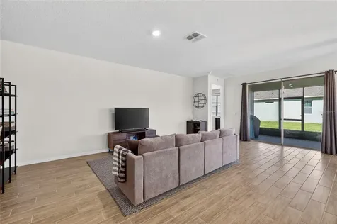 1558 Tisbury Point Sanford FL 32771