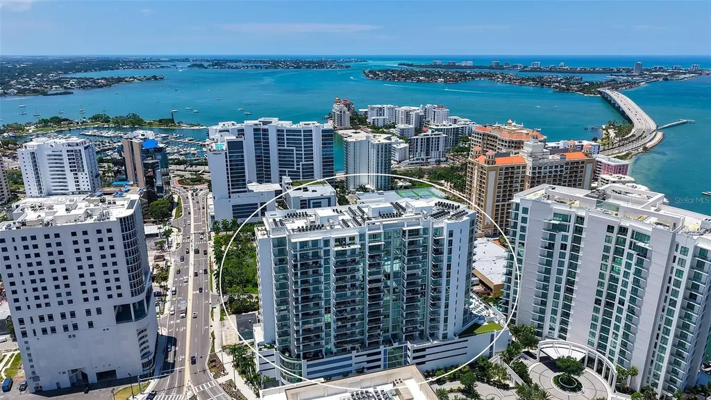 301 Quay Commons Sarasota FL 34236