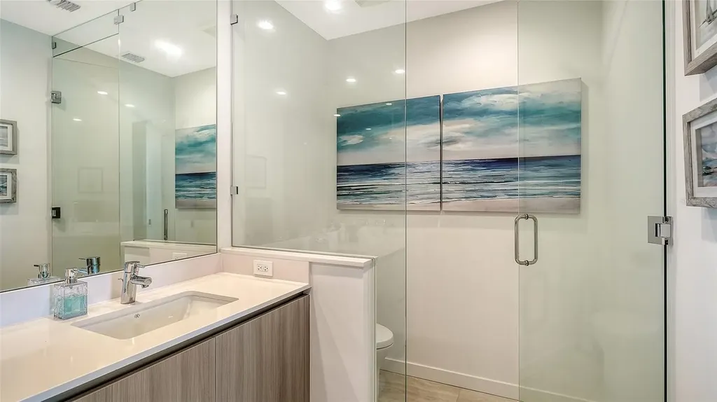 301 Quay Commons Sarasota FL 34236