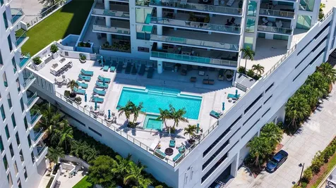 301 Quay Commons Sarasota FL 34236
