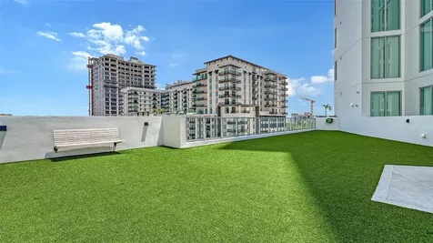 301 Quay Commons Sarasota FL 34236