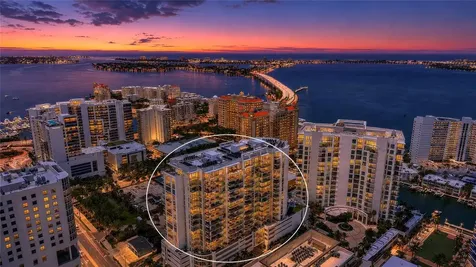 301 Quay Commons Sarasota FL 34236