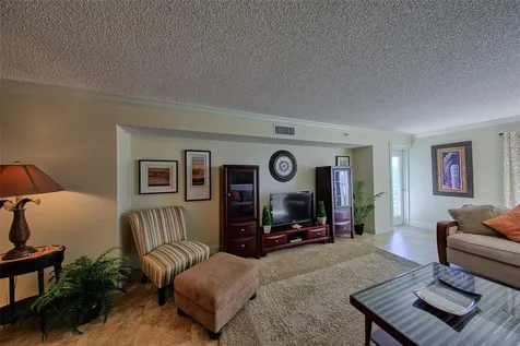 1480 Gulf Boulevard Clearwater FL 33767