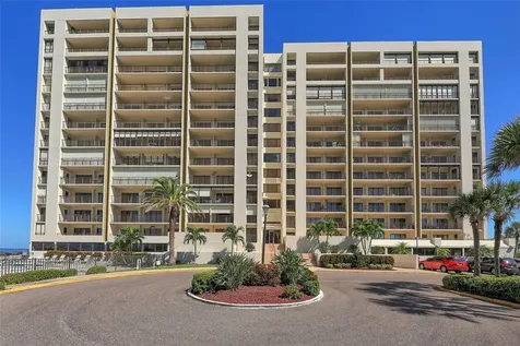 1480 Gulf Boulevard Clearwater FL 33767