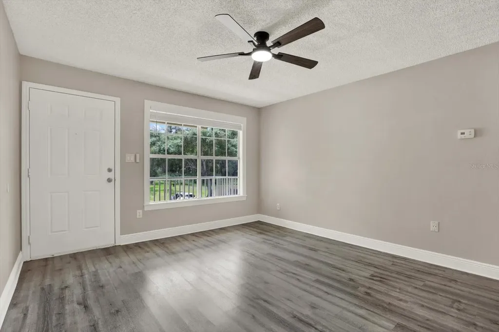 308 Lake Parsons Green Brandon FL 33511