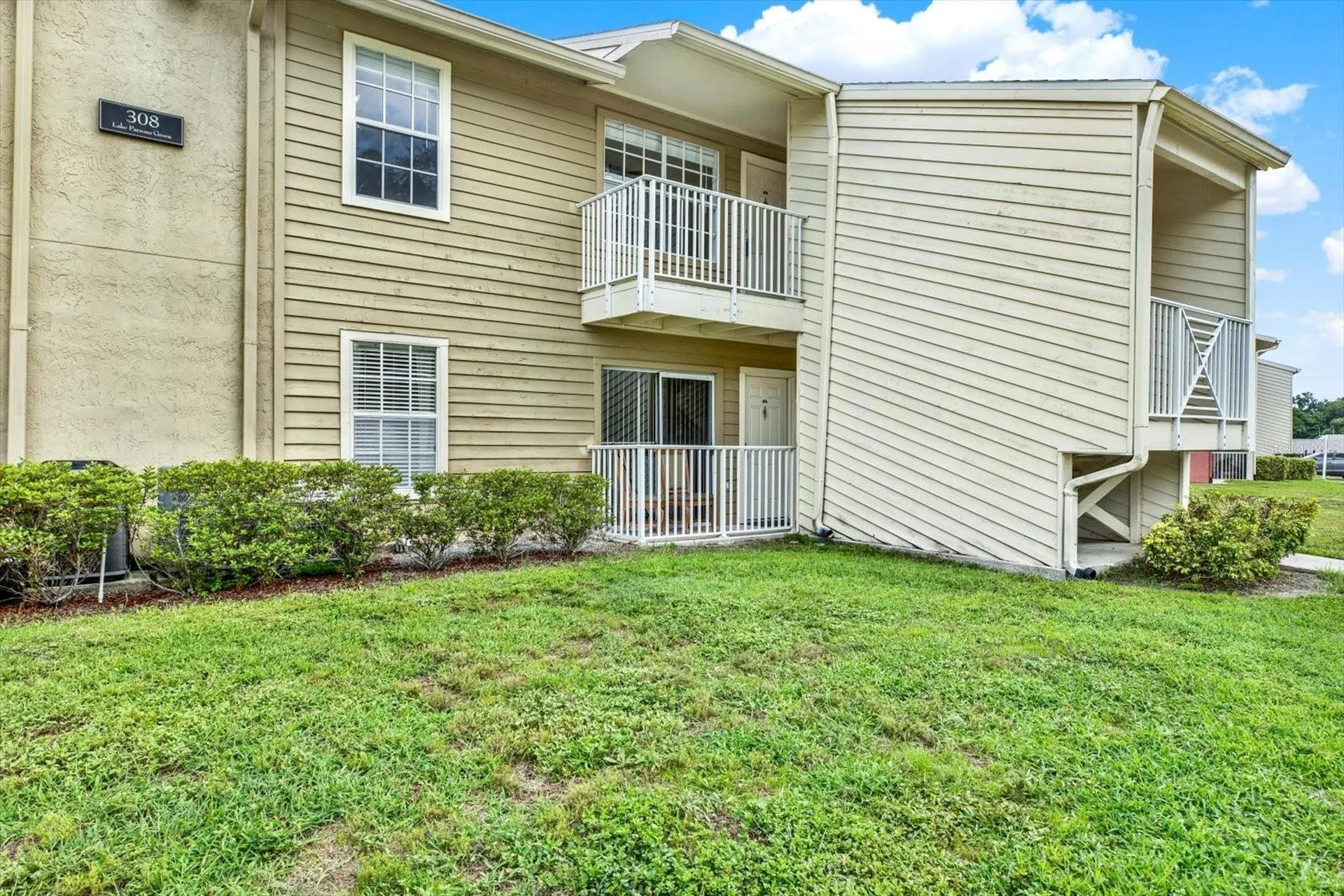 308 Lake Parsons Green Brandon FL 33511