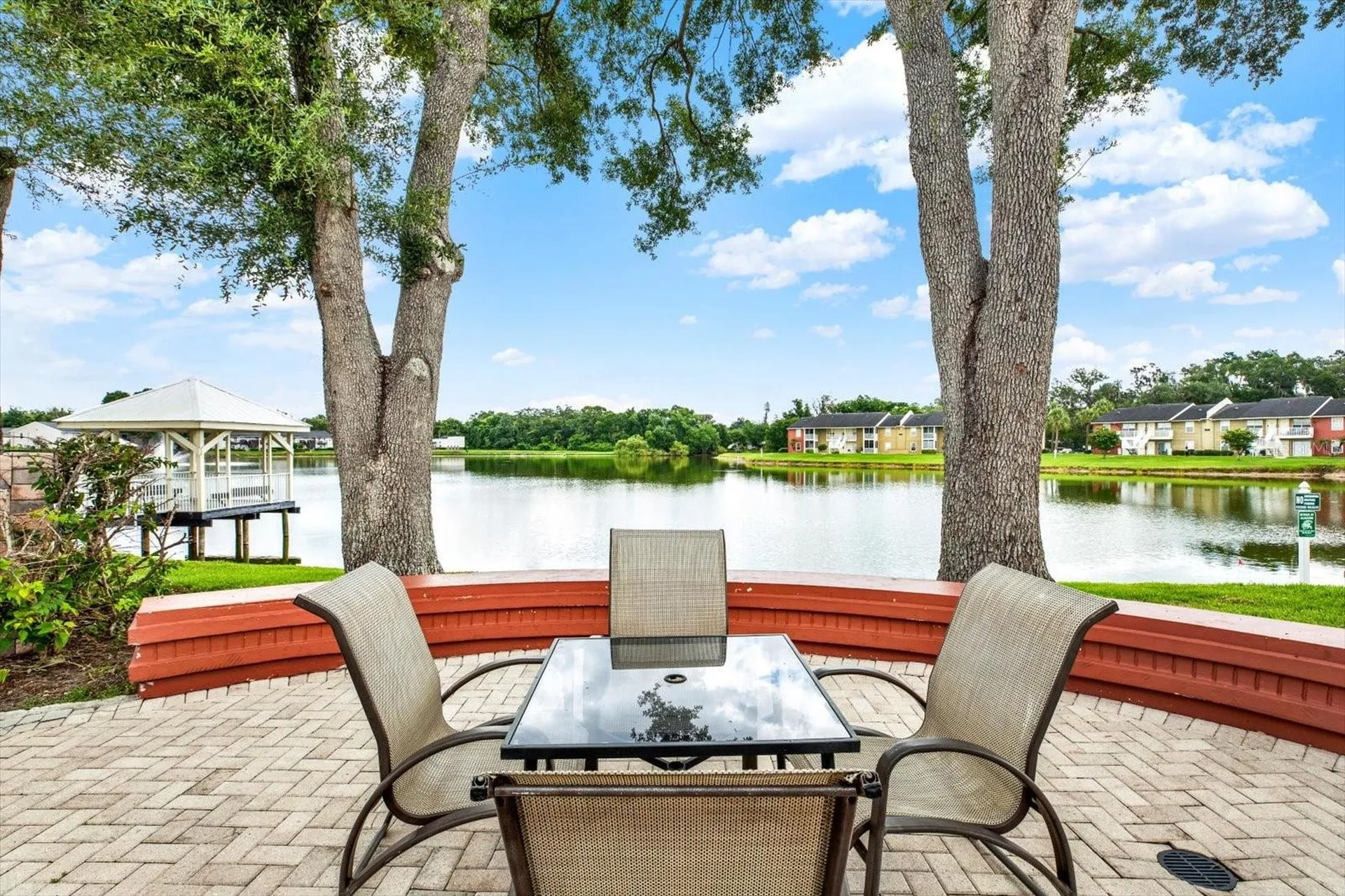 308 Lake Parsons Green Brandon FL 33511