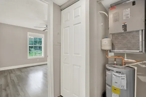 308 Lake Parsons Green Brandon FL 33511