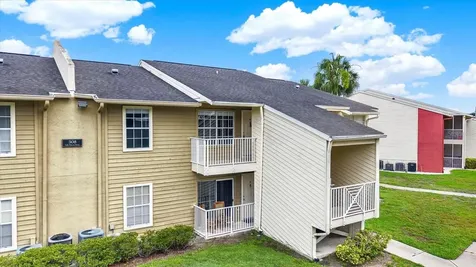 308 Lake Parsons Green Brandon FL 33511