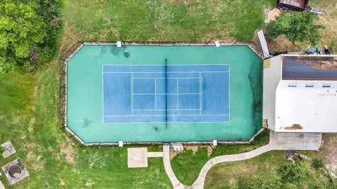 308 Lake Parsons Green Brandon FL 33511