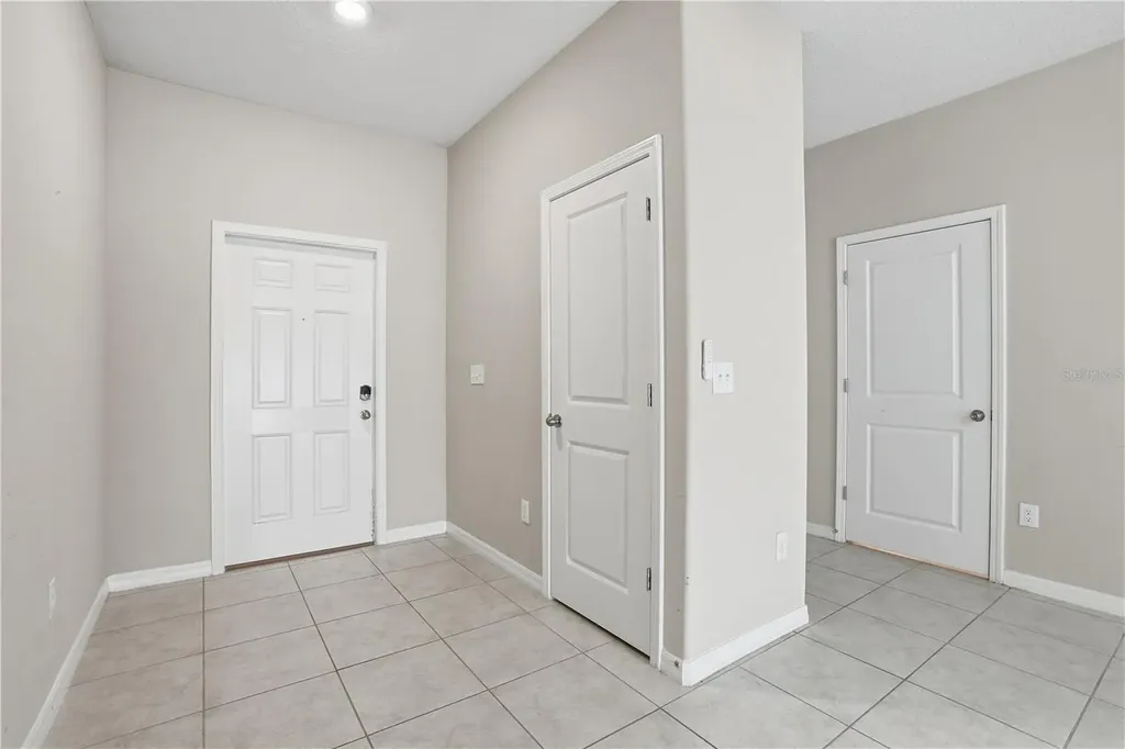 9637 Mulberry Marsh Lane Sun City Center FL 33573