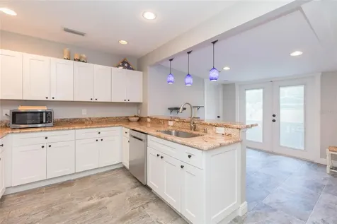 602 W Hilda Street Tampa FL 33603