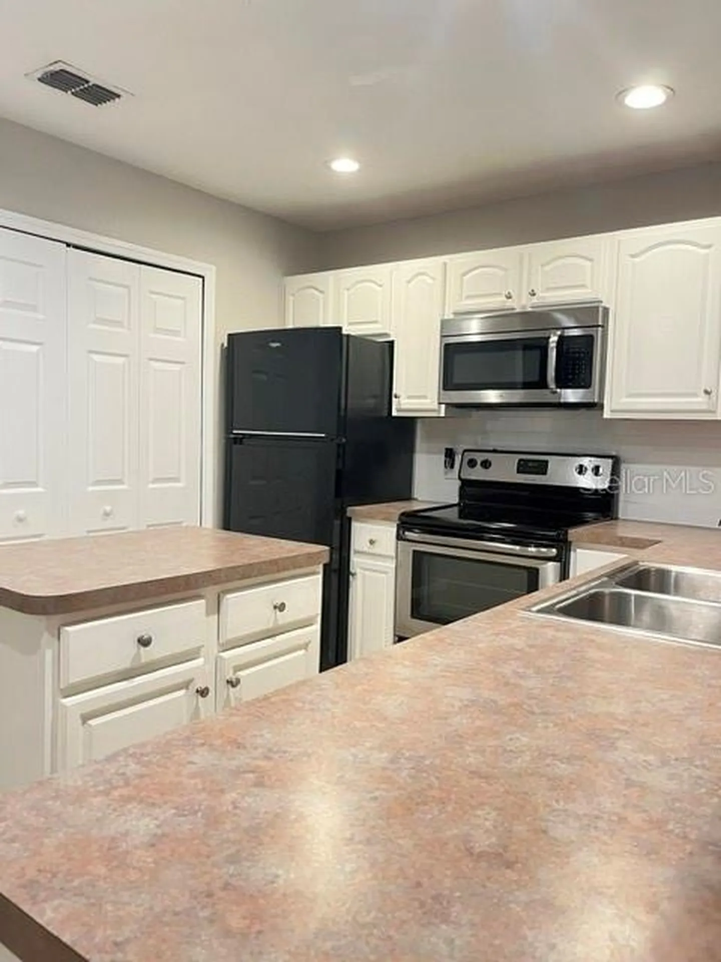 970 N Spring Garden Avenue Deland FL 32720